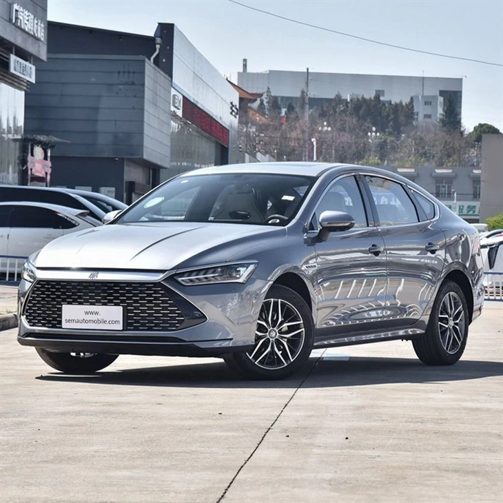 QIN Plus DM-i Sedan