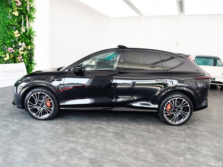 Im Ls7 Pure Electric Luxury Large SUV With Future Wisdom Cabin